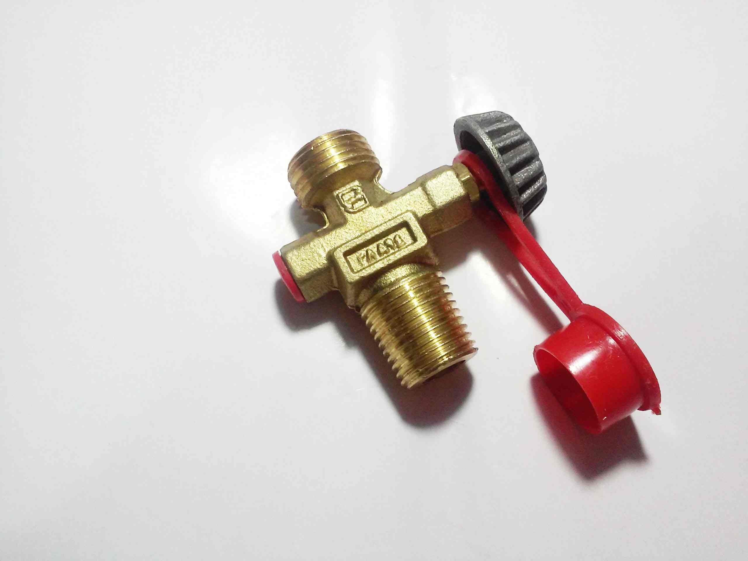 شیر اجاق گاز پیک نیک(20 میل)