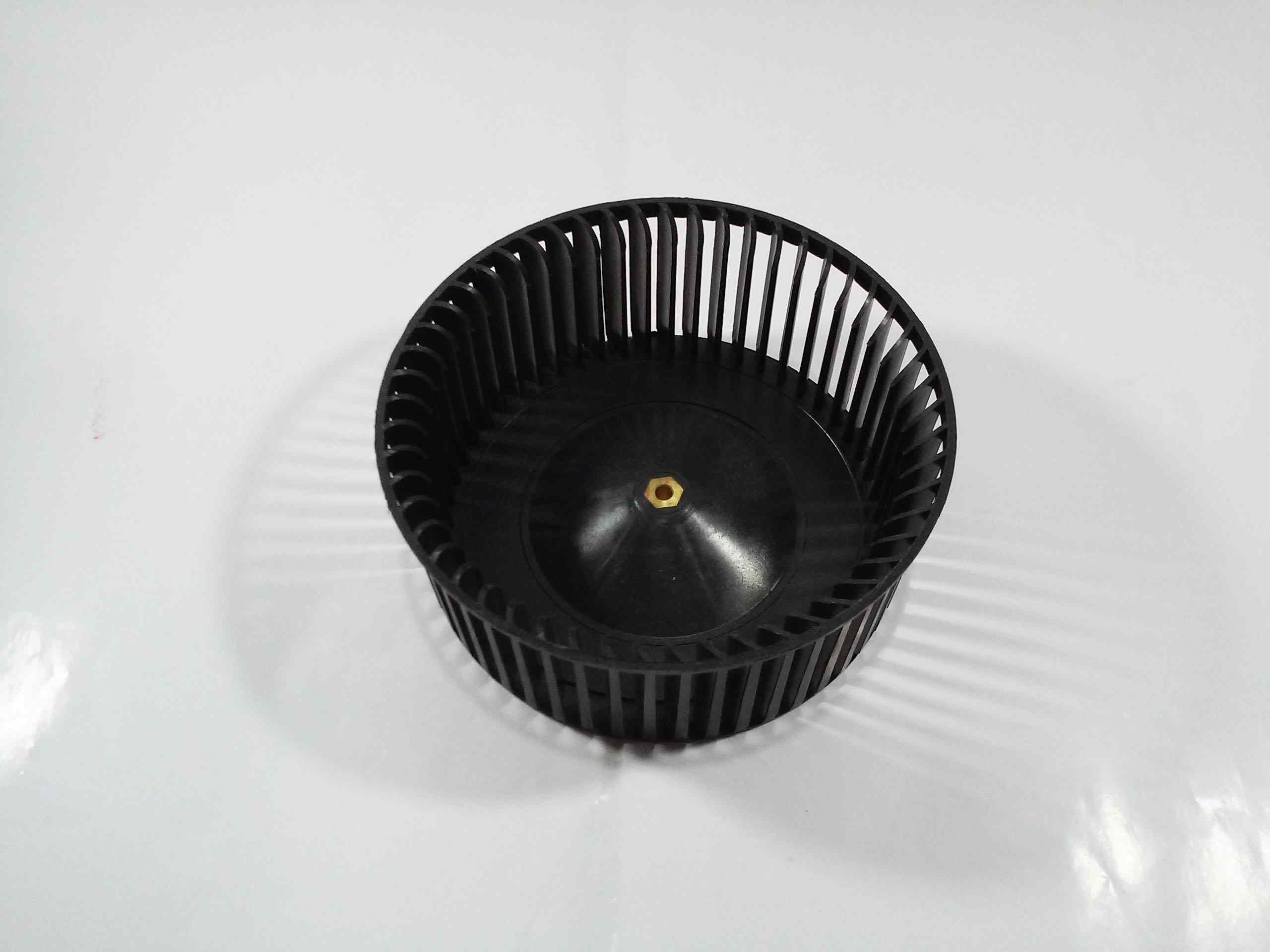 پروانه هود کتابی (چپ گرد)