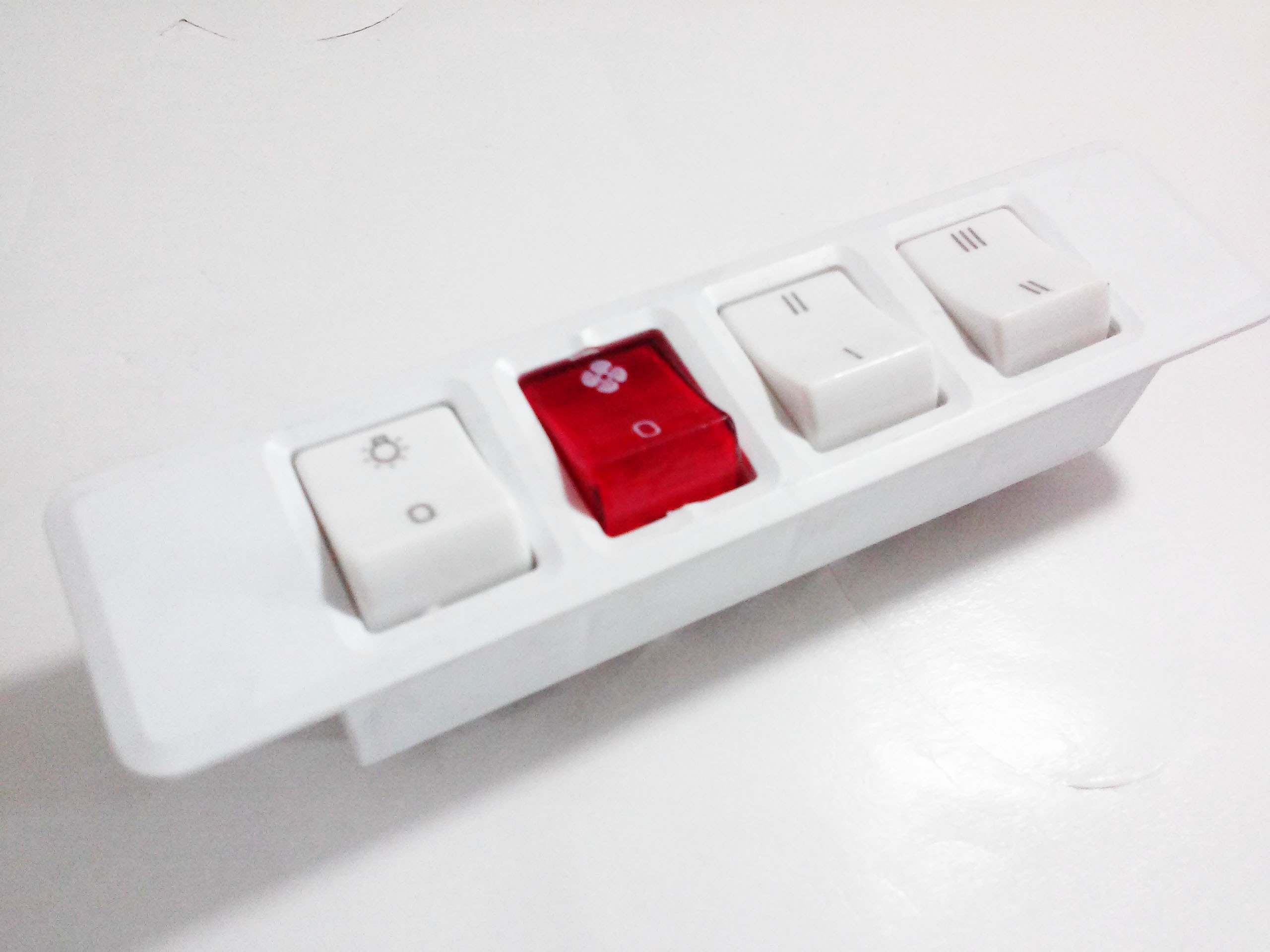 کلید برق هود تک موتوره مستطیلی شکل