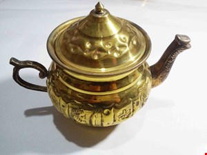 قوری طلایی برنجی(قابل استفاده)